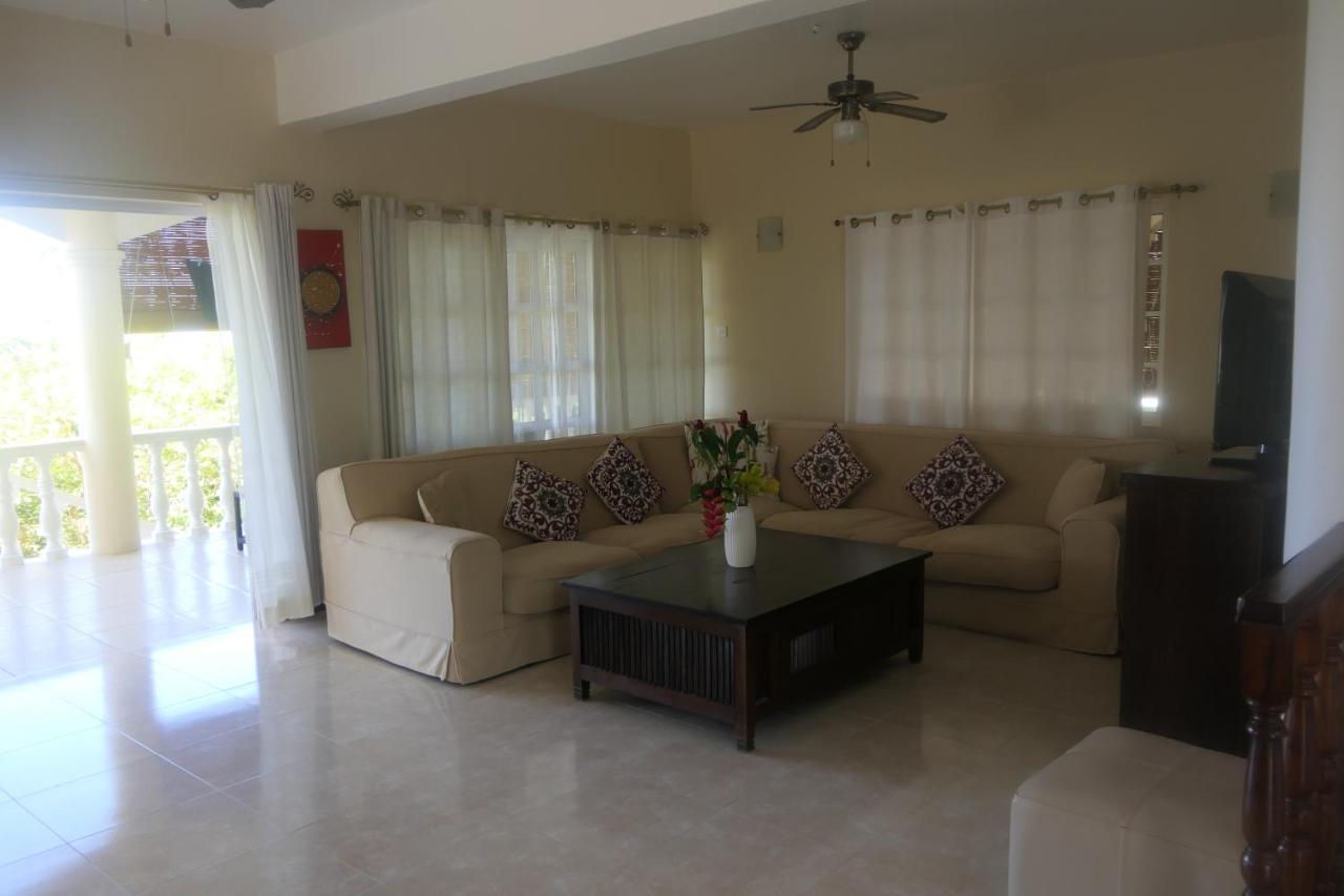 Tropical Garden Self Catering Villa Victoria Dış mekan fotoğraf